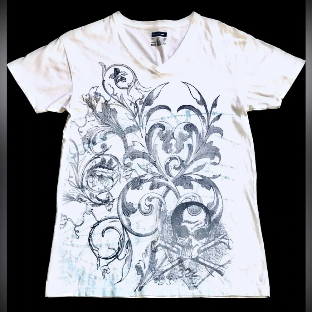 Y2K INC mens Graphic printed V-neck short sleeve tee